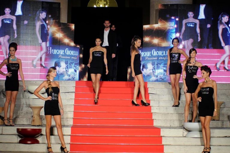 Sfilata moda gioielli